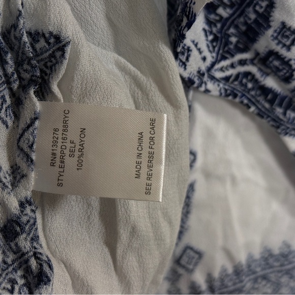 Daniel Rainn Navy and White Blouse - Picture 4 of 4